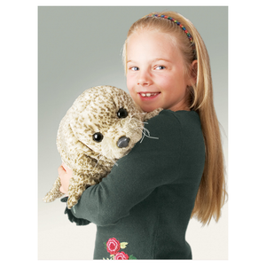 HARBOUR SEAL PUPPET